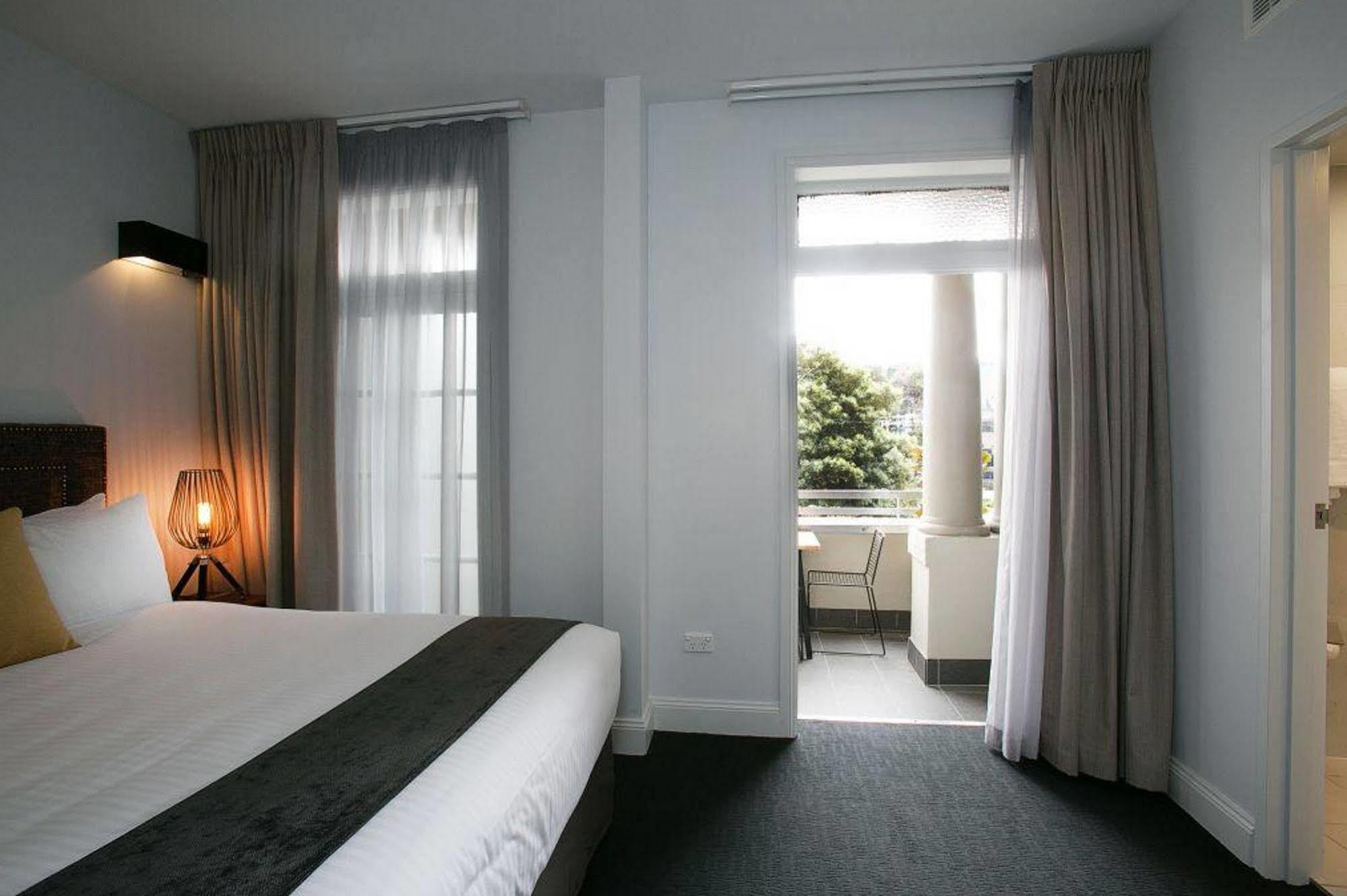 The Lucky Hotel นิวแคสเซิล ภายนอก รูปภาพ